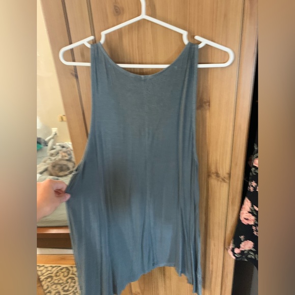 American Eagle outfitters "soft and sexy" lace front flowy top - Picture 3 of 4